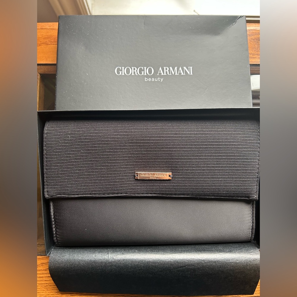 New Giorgio Armani Beauty Satin/Fabric Pouch